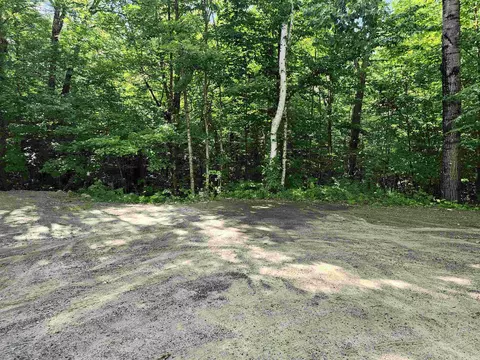 17 Durgin Cir # -1, Campton, NH 03223