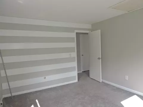 Bedroom - 116 5 E Broadway St #L, Derry, NH 03038 photo 5 of 7