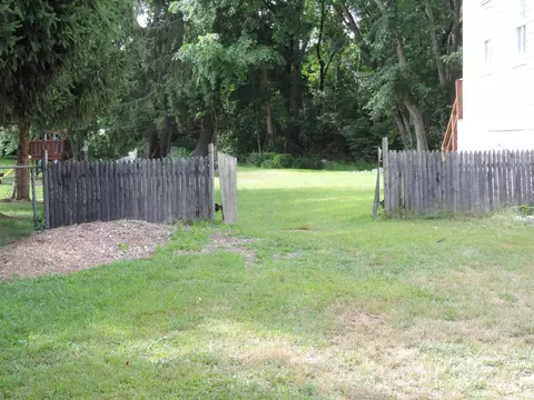 Exterior - 116 5 E Broadway St #L, Derry, NH 03038 photo 7 of 7