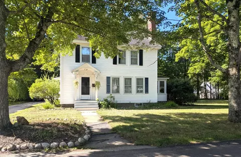 11 Copeland Dr, Rochester, NH 03867
