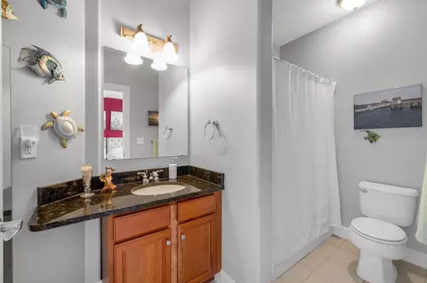 Bath - 22 K Street St #301, Hampton, NH 03842 photo 6 of 8