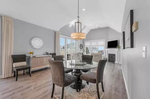 Dining - 22 K Street St #301, Hampton, NH 03842 photo 3 of 3