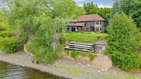 1398 Blockhouse Point Rd, North Hero, VT 05474