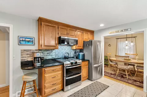 Kitchen - 24 Ministerial Rd, Windham, NH 03087 photo 7 of 7