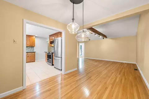 Living - 24 Ministerial Rd, Windham, NH 03087 photo 3 of 7