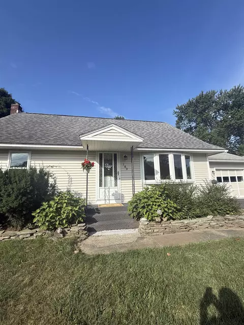 180 West St, Essex Junction, VT 05452