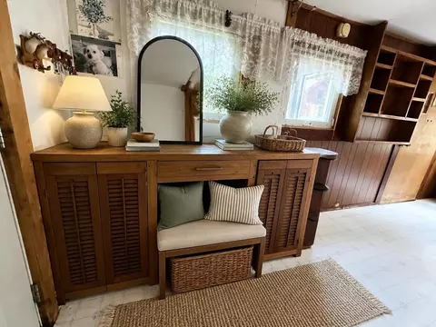 Entry Way - 1892 Us Rt 5, Dummerston, VT 05346 photo 1 of 1