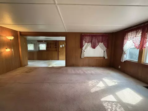 Living - 1892 Us Rt 5, Dummerston, VT 05346 photo 1 of 3