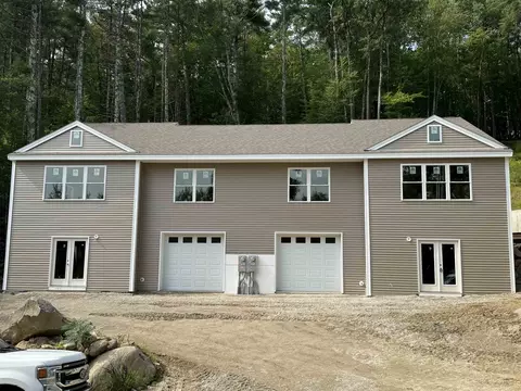 40 Dry Hill Rd, Rochester, NH 03839