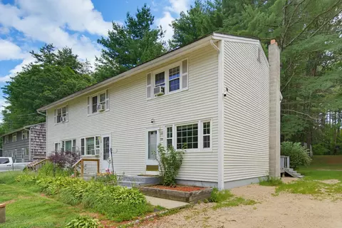 10 Woodburn Dr #C, Litchfield, NH 03052