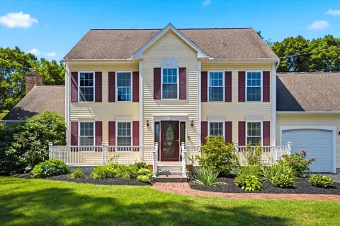 694 Walnut St, Manchester, NH 03104