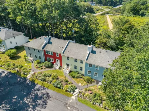View/Area - 41 Boulder Brook Dr #7, Exeter, NH 03833 photo 1 of 3