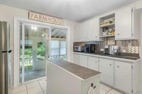 Kitchen - 41 Boulder Brook Dr #7, Exeter, NH 03833 photo 6 of 6