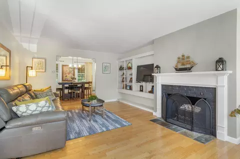 Living - 41 Boulder Brook Dr #7, Exeter, NH 03833 photo 1 of 4