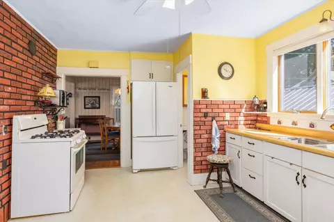 Kitchen - 28 Pine St, Rockingham, VT 05101 photo 2 of 4