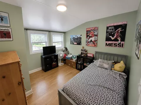 Bedroom - 129 Cider Mill Rd, Springfield, VT 05150 photo 2 of 3
