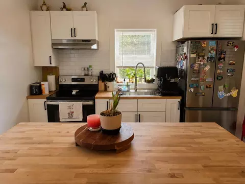 Kitchen - 129 Cider Mill Rd, Springfield, VT 05150 photo 2 of 4