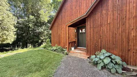 412 Logan Dr, Newport, VT 05855