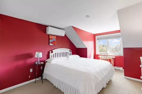 Bedroom - 9 Loon Rd, Meredith, NH 03253 photo 6 of 9