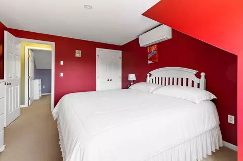 Bedroom - 9 Loon Rd, Meredith, NH 03253 photo 7 of 9