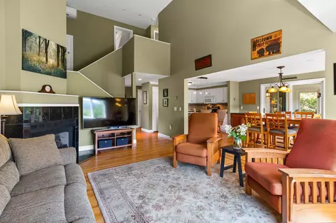 Living - 9 Loon Rd, Meredith, NH 03253 photo 1 of 6