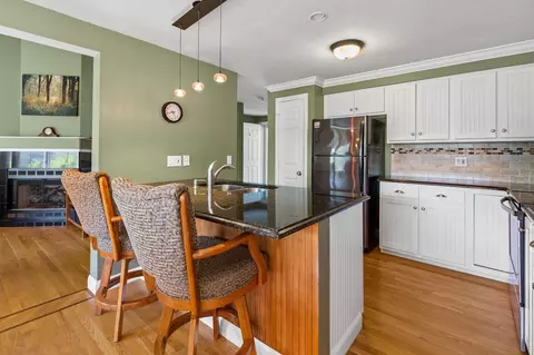 Kitchen - 9 Loon Rd, Meredith, NH 03253 photo 3 of 4