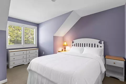 Bedroom - 9 Loon Rd, Meredith, NH 03253 photo 4 of 9