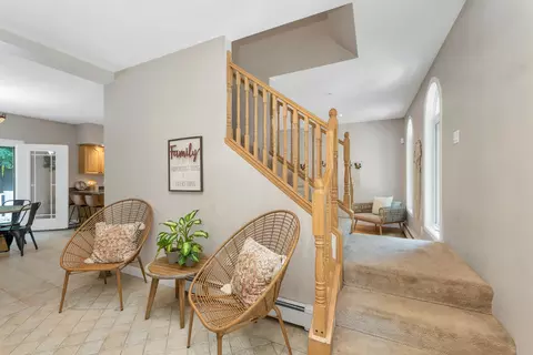 Entry Way - 6 Eagle Trce, Wolfeboro, NH 03894 photo 1 of 1
