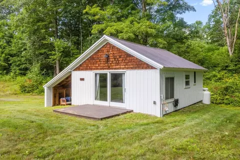 288 River Rd, Ryegate, VT 05042