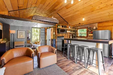 Living - 288 River Rd, Ryegate, VT 05042 photo 1 of 3