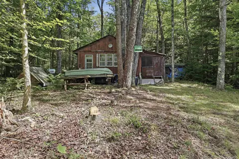 Exterior - 74 Stoddard Beach Rd, Stoddard, NH 03464 photo 2 of 4