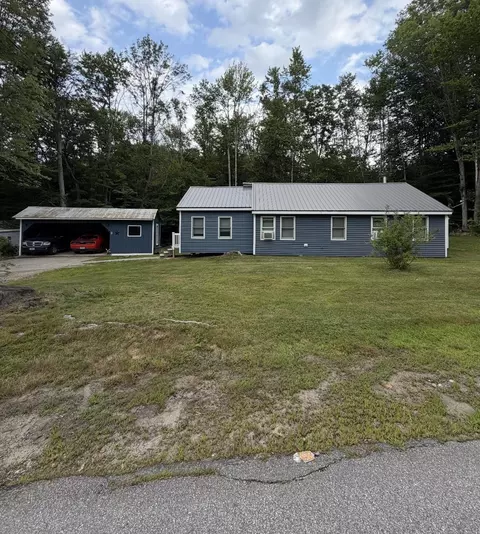 55 Fourth St, Bristol, NH 03222