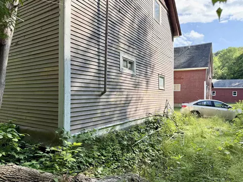 Exterior - 9 Cedar St, Barre, VT 05641 photo 3 of 5