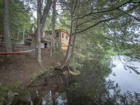 240 Poulsens Point Rd, Littleton, NH 03561
