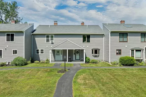 7 Gagnon Hill Rd # C, Rollinsford, NH 03869