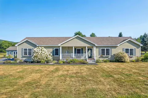 473 Vermont Route 244 Rd, Thetford, VT 05074