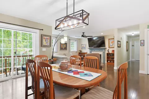 Dining - 17 Cypress Cir, Exeter, NH 03833 photo 2 of 3
