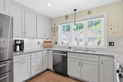 Kitchen - 17 Cypress Cir, Exeter, NH 03833 photo 1 of 4