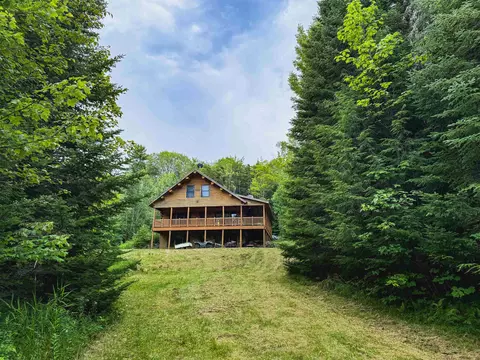 2551 Macintosh Hill Rd, Bethel, VT 05032