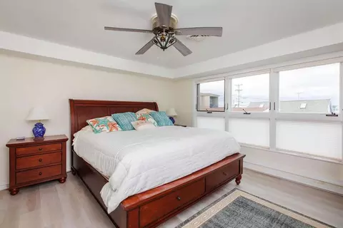 Bedroom - 35 Ashworth Ave #3, Hampton, NH 03842 photo 1 of 4