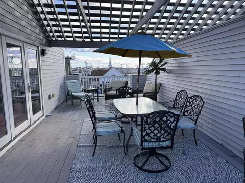 Exterior - 35 Ashworth Ave #3, Hampton, NH 03842 photo 3 of 7
