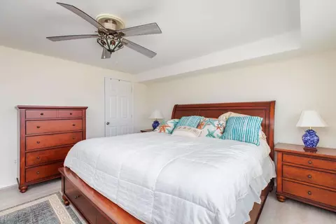 Bedroom - 35 Ashworth Ave #3, Hampton, NH 03842 photo 2 of 4