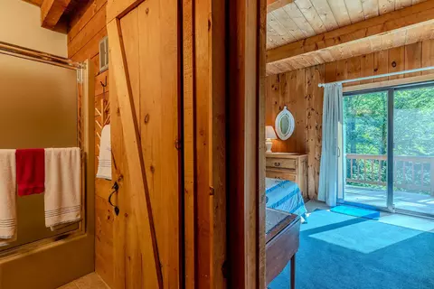 Bath - 23 Loop Rd #10, Winhall, VT 05340 photo 1 of 3