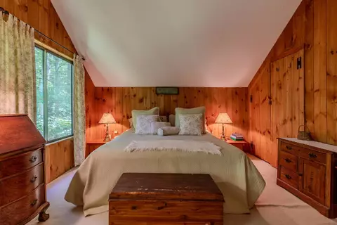 Bedroom - 23 Loop Rd #10, Winhall, VT 05340 photo 4 of 6