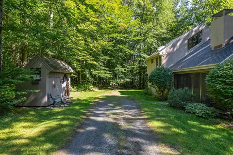 Exterior - 23 Loop Rd #10, Winhall, VT 05340 photo 10 of 11