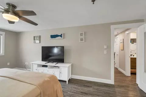 Bedroom - 407 Ocean Blvd #B10, Hampton, NH 03842 photo 3 of 5
