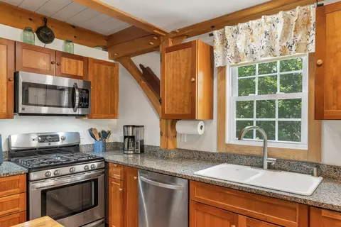 Kitchen - 16 Valley View Rd, Hebron, NH 03241 photo 1 of 2