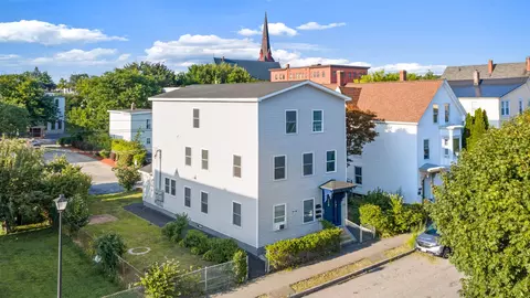 238 Auburn St, Manchester, NH 03103