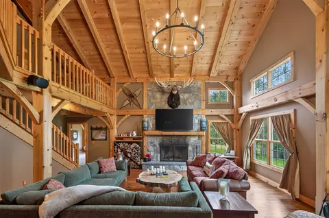 Living - 28 Partridge Run Rd, Dover, VT 05356 photo 4 of 7