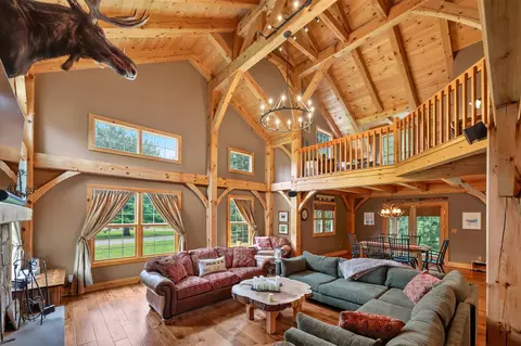 Living - 28 Partridge Run Rd, Dover, VT 05356 photo 2 of 7